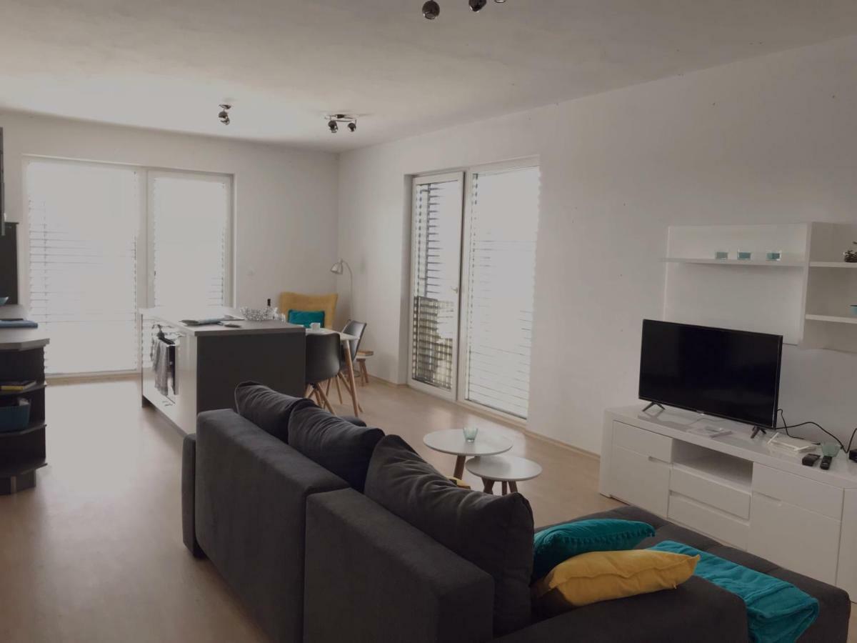Greenbay Golf Apartments Trenčín Buitenkant foto